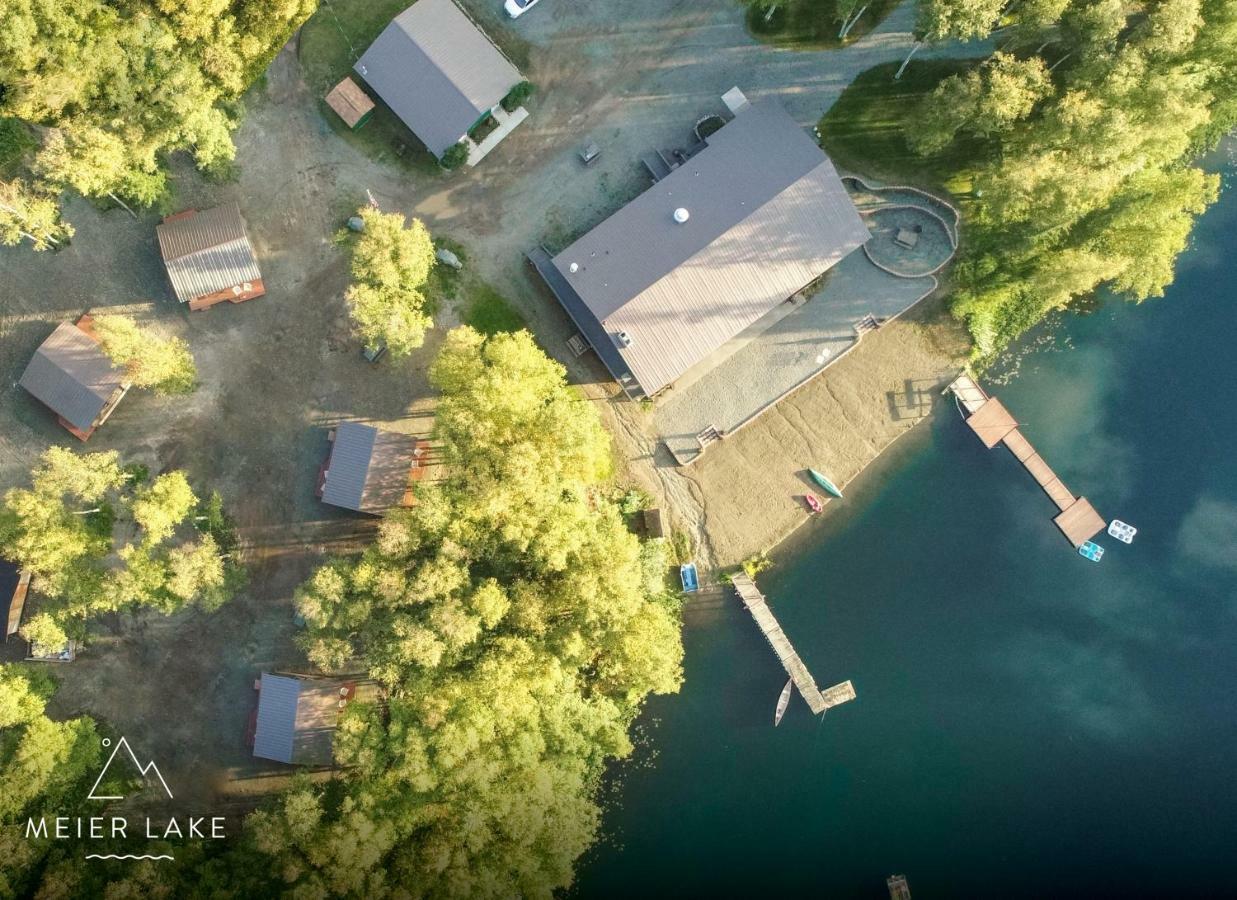 Meier Lake Resort Wasilla Bagian luar foto