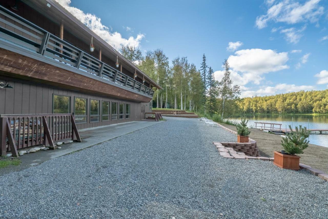 Meier Lake Resort Wasilla Bagian luar foto
